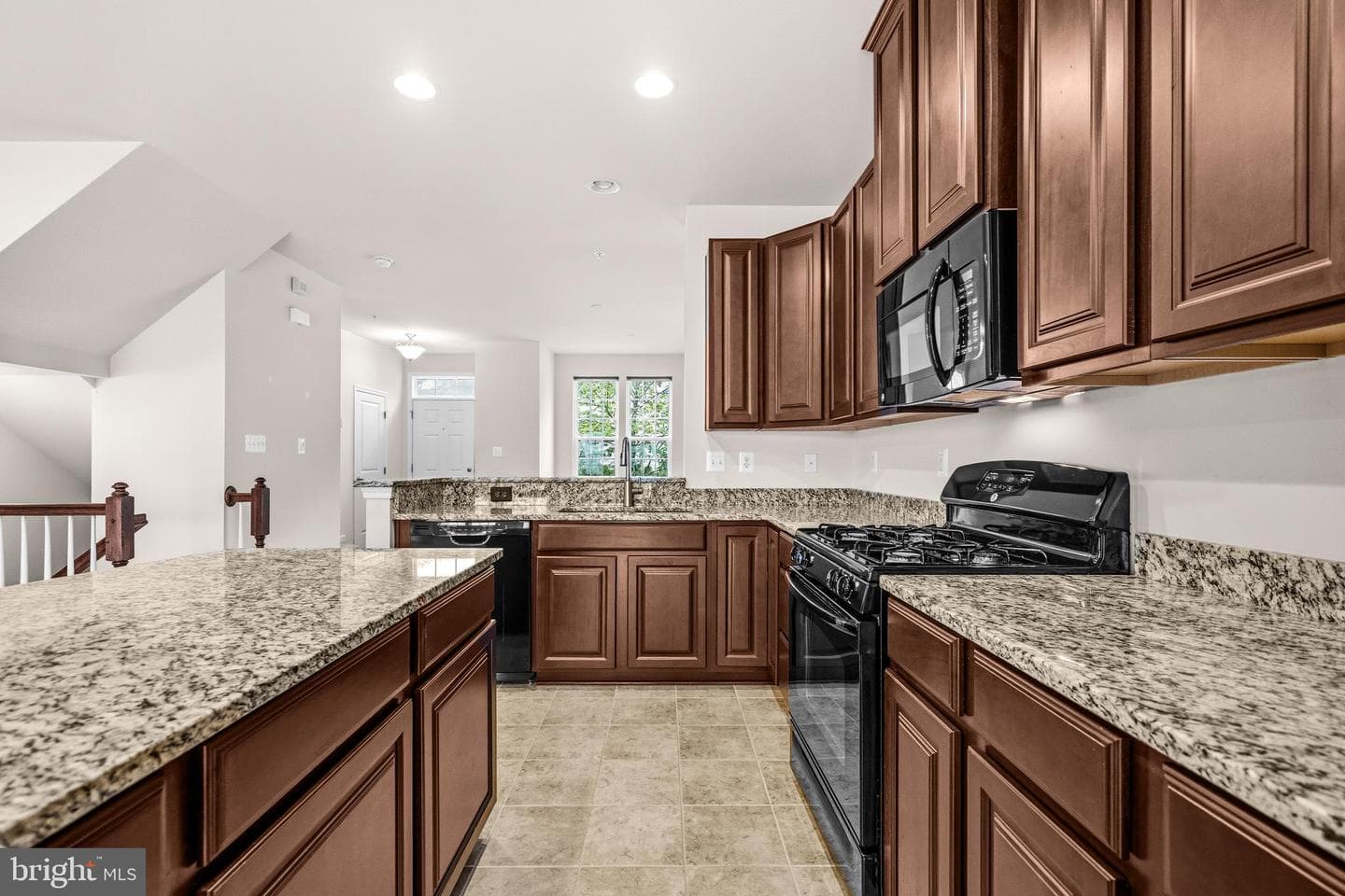 14913 Rockcastle Street photo 16