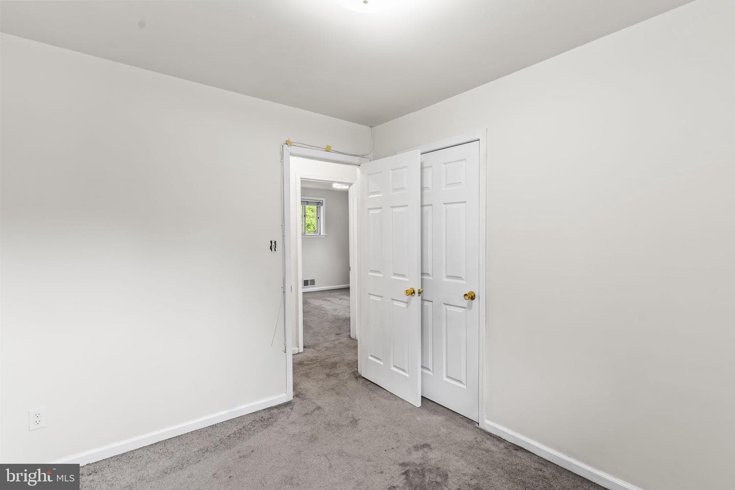 8714 Oakdale Street photo 16