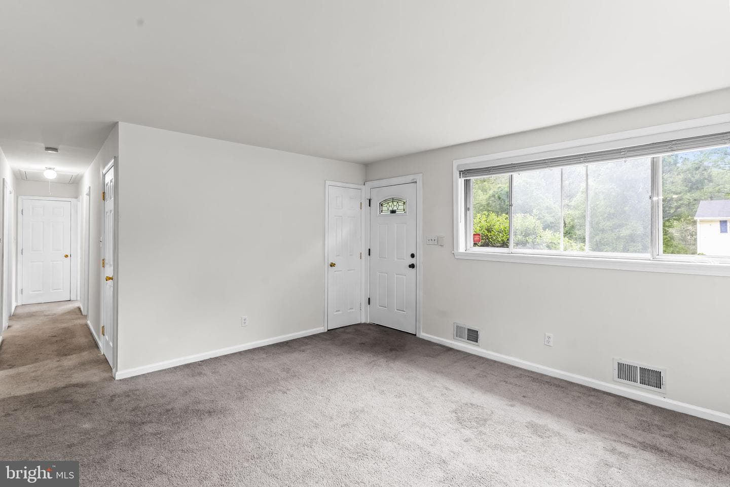 8714 Oakdale Street photo 5