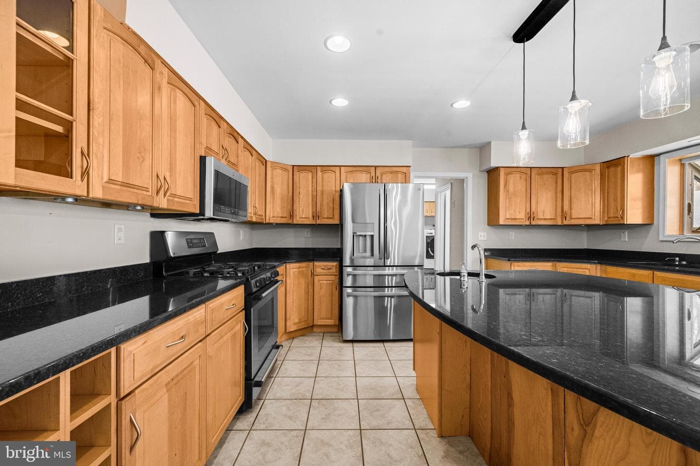 6102 Gallery Street photo 10