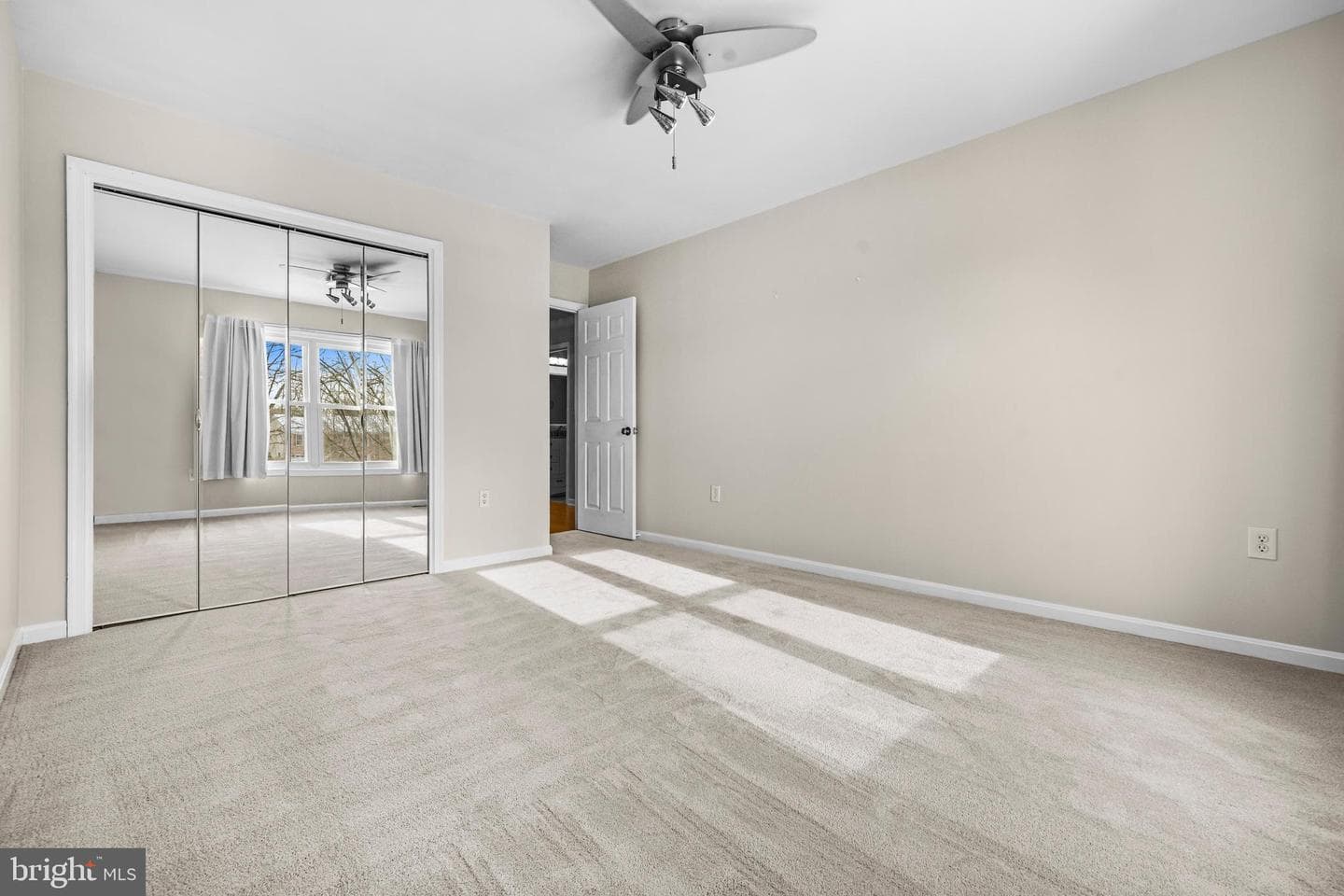 6102 Gallery Street photo 20