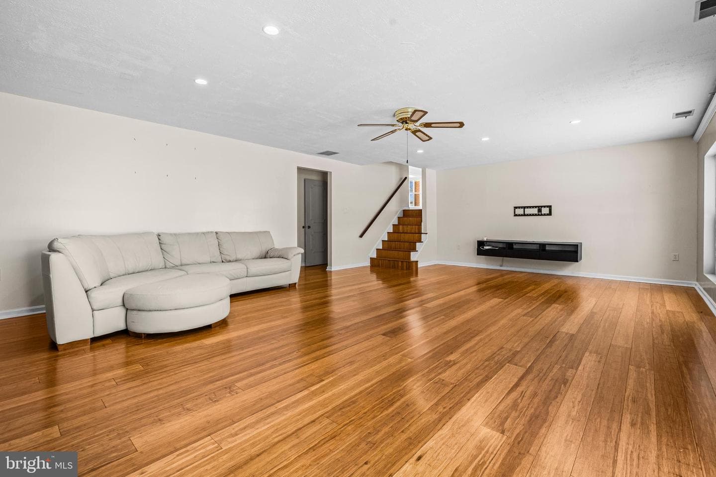 6102 Gallery Street photo 26