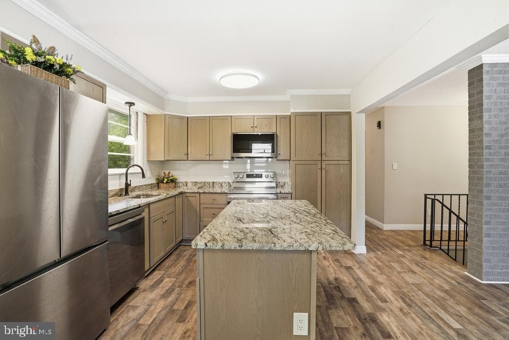 309 Cedar Ridge Drive photo 16
