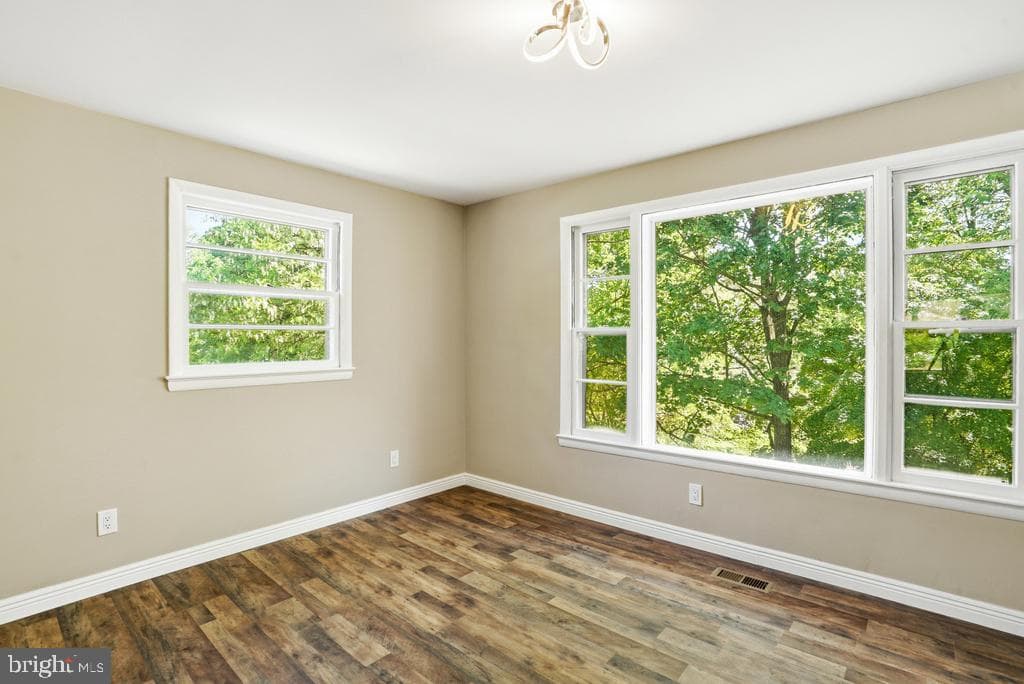 309 Cedar Ridge Drive photo 19