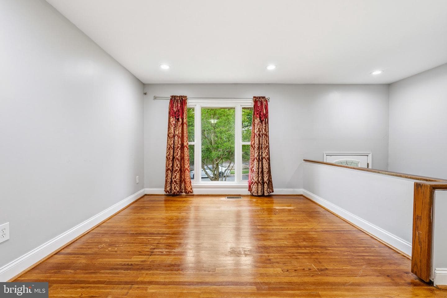 8103 Manson Street photo 9