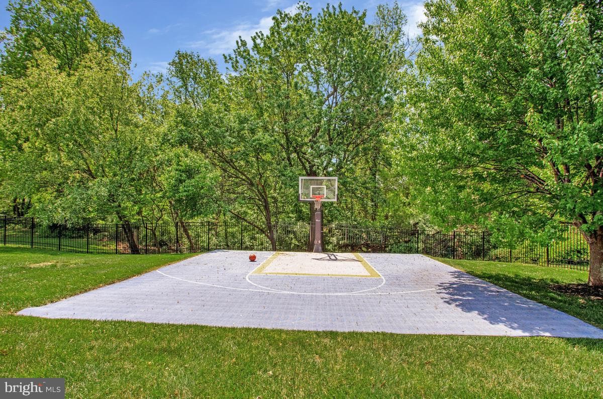 12903 Woodmore North Boulevard photo 4