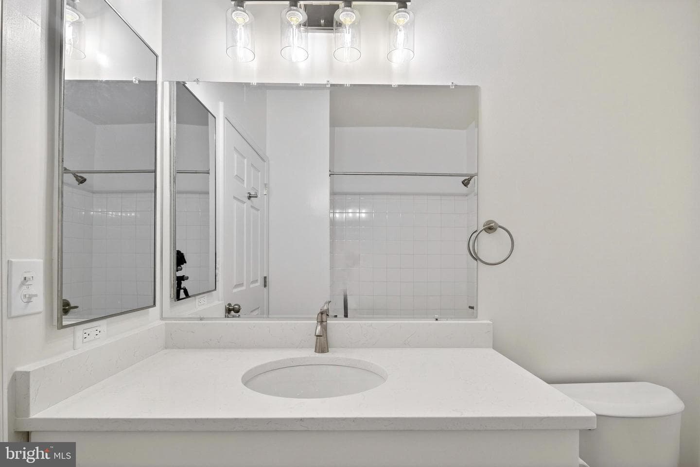 1321 Karen Boulevard #103 photo 22