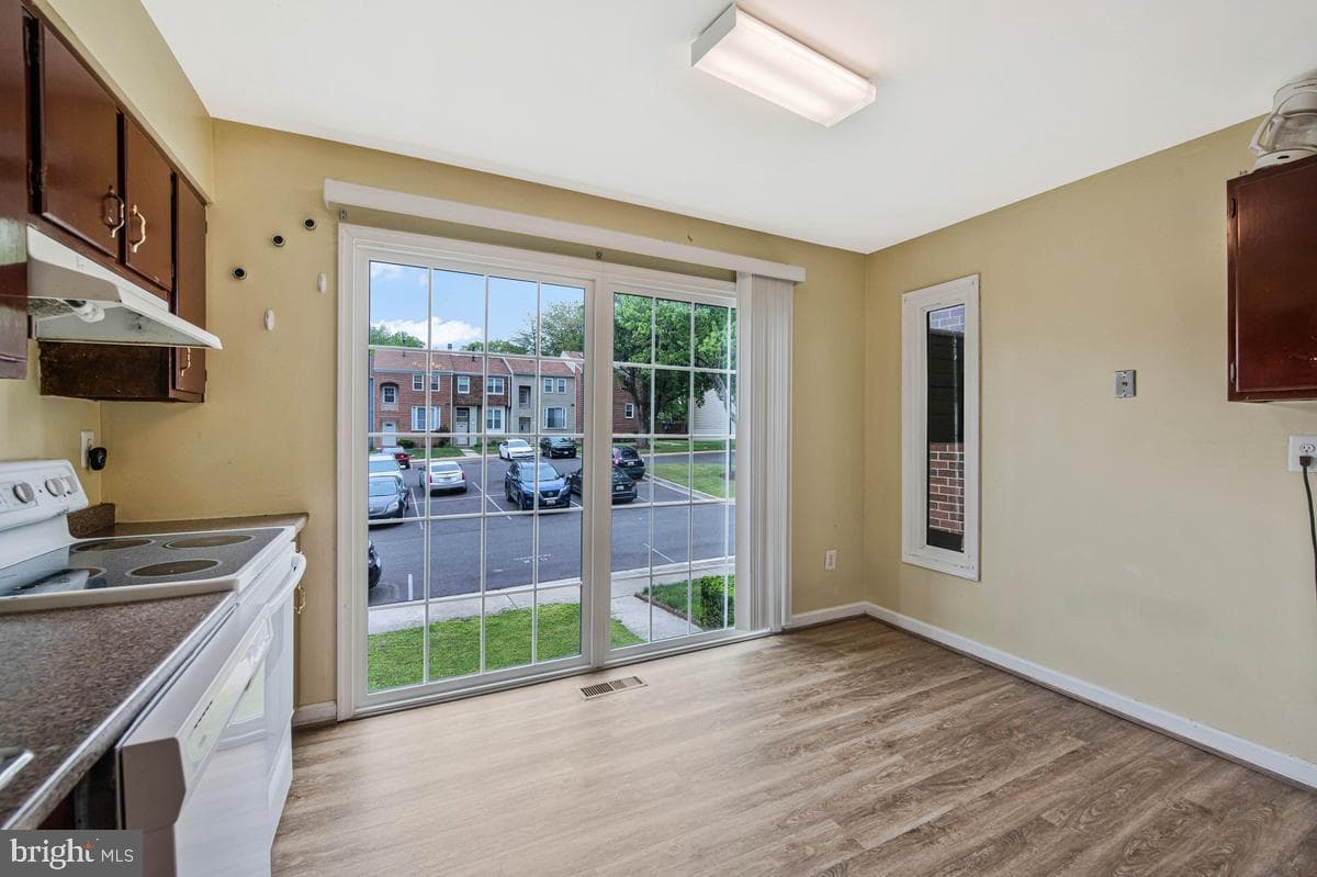 10721 Castleton Turn photo 14
