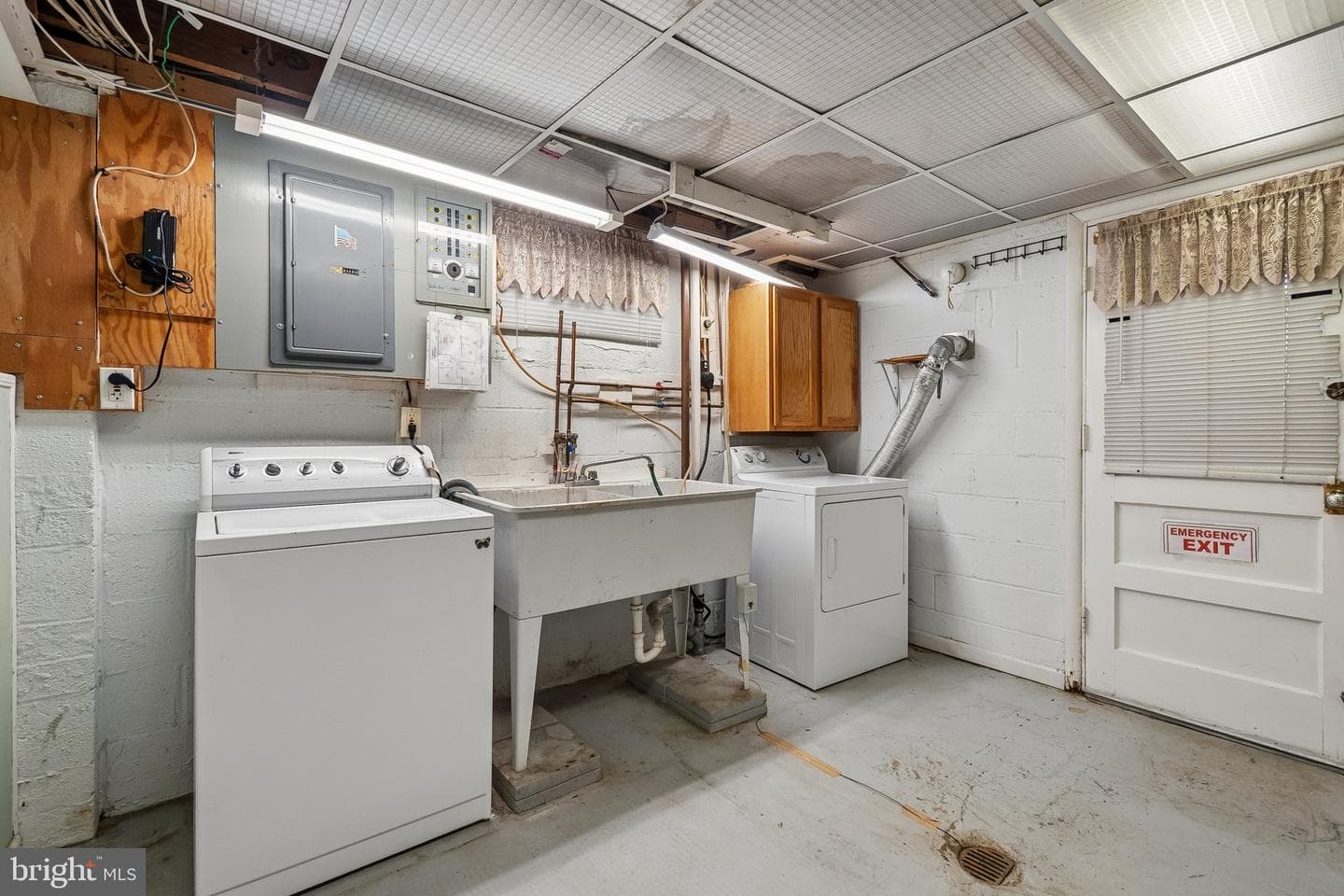 7302 Powhatan Street photo 27