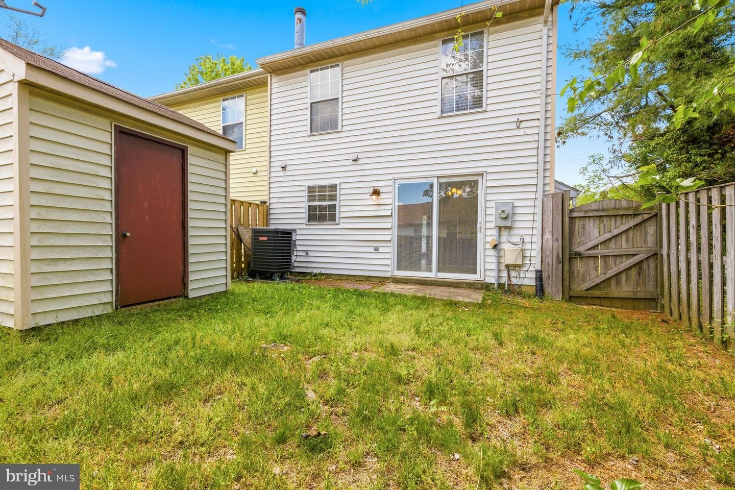 5100 Marlborough Place photo 24
