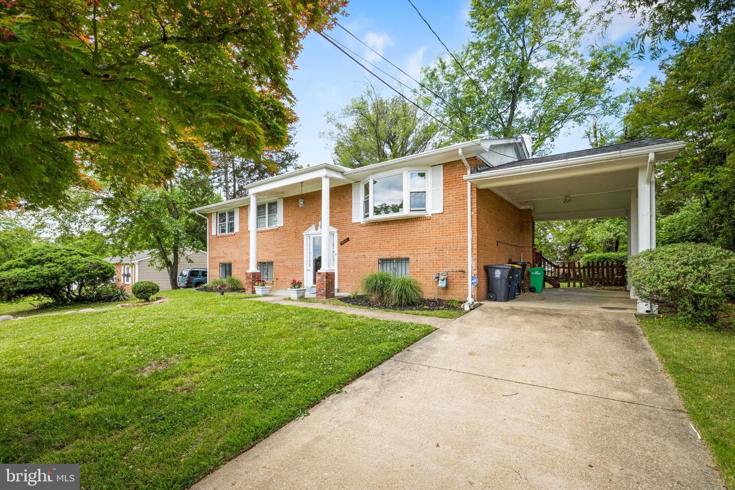 9011 Cooper Dr photo 1