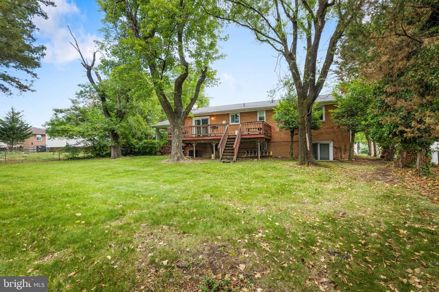 9011 Cooper Dr photo 35