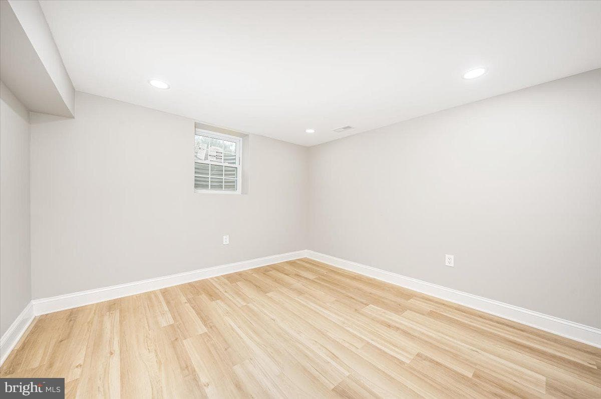 4865 66th Avenue photo 22