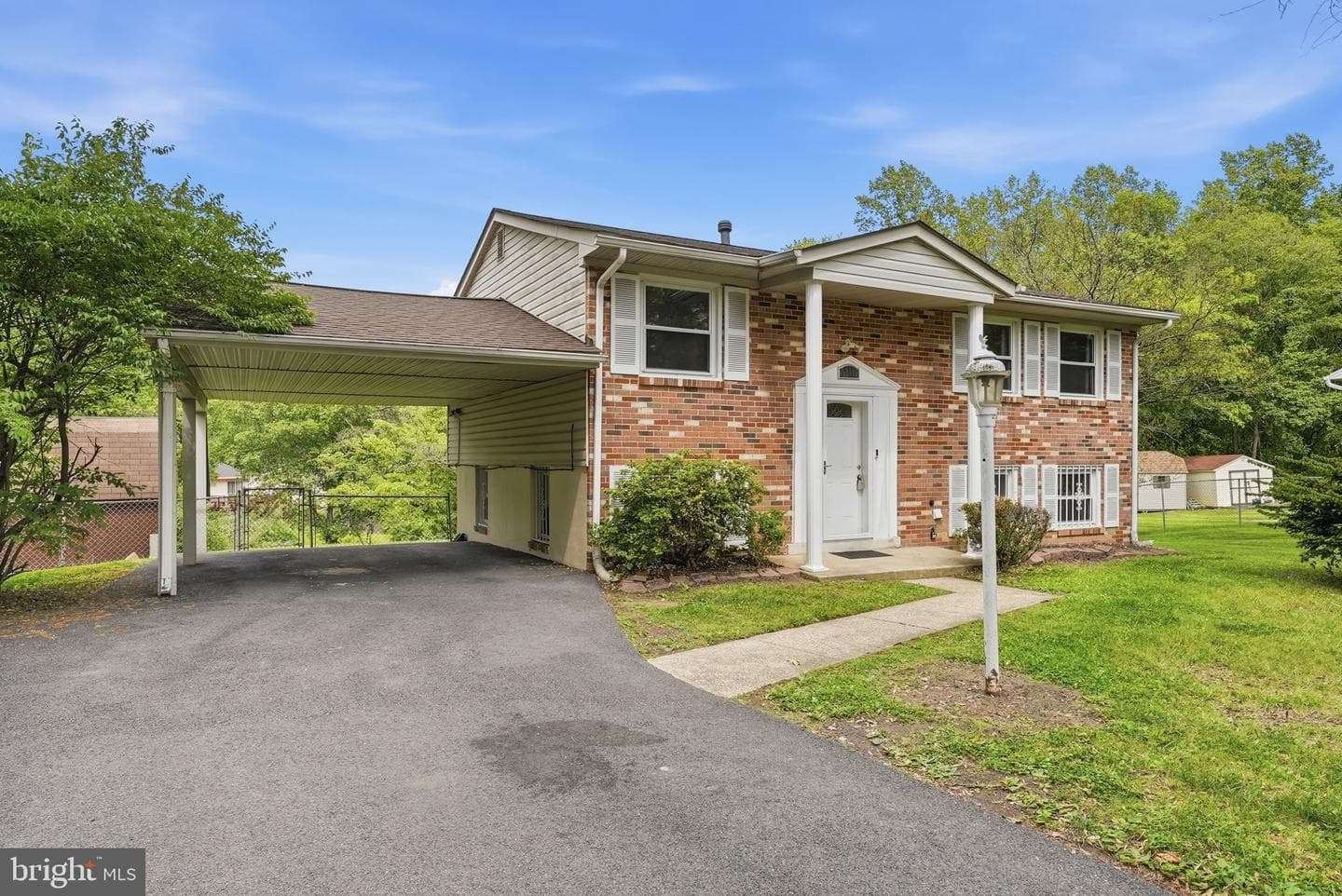 17111 Fairway View Lane photo 2
