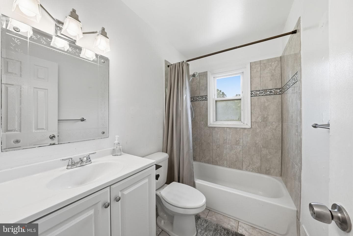 17111 Fairway View Lane photo 22