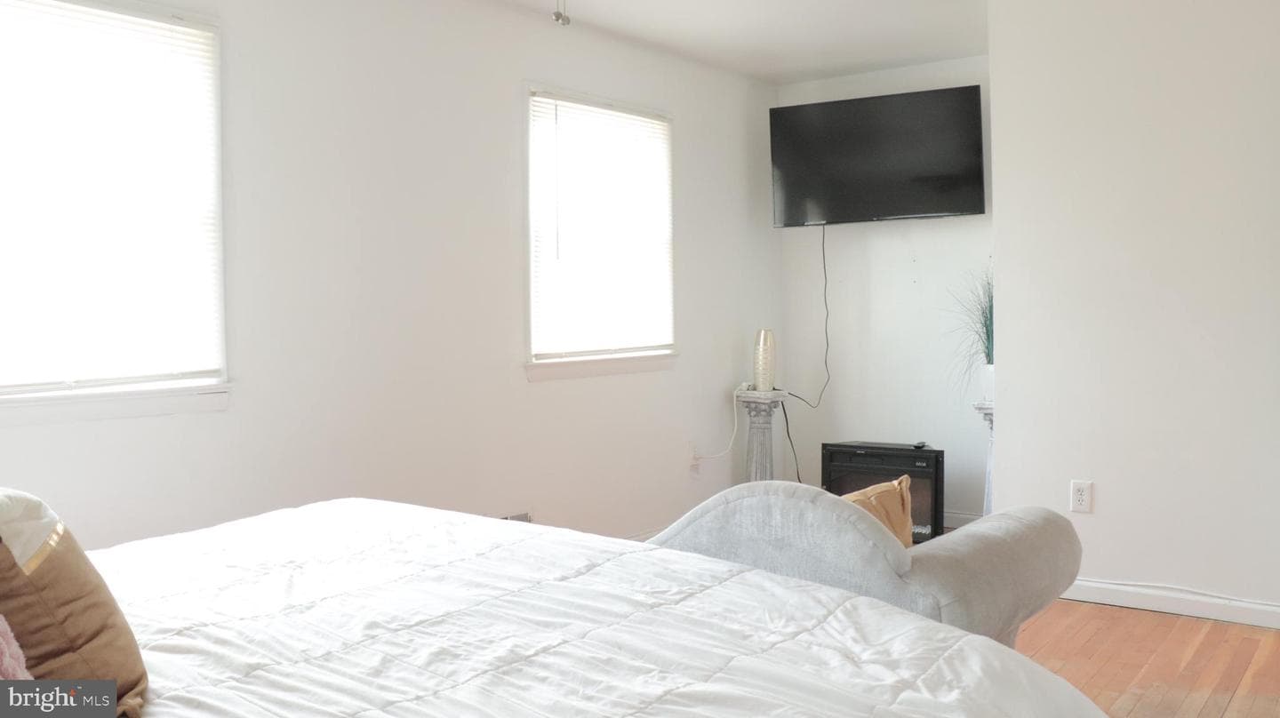 1701 Rollins Place photo 17
