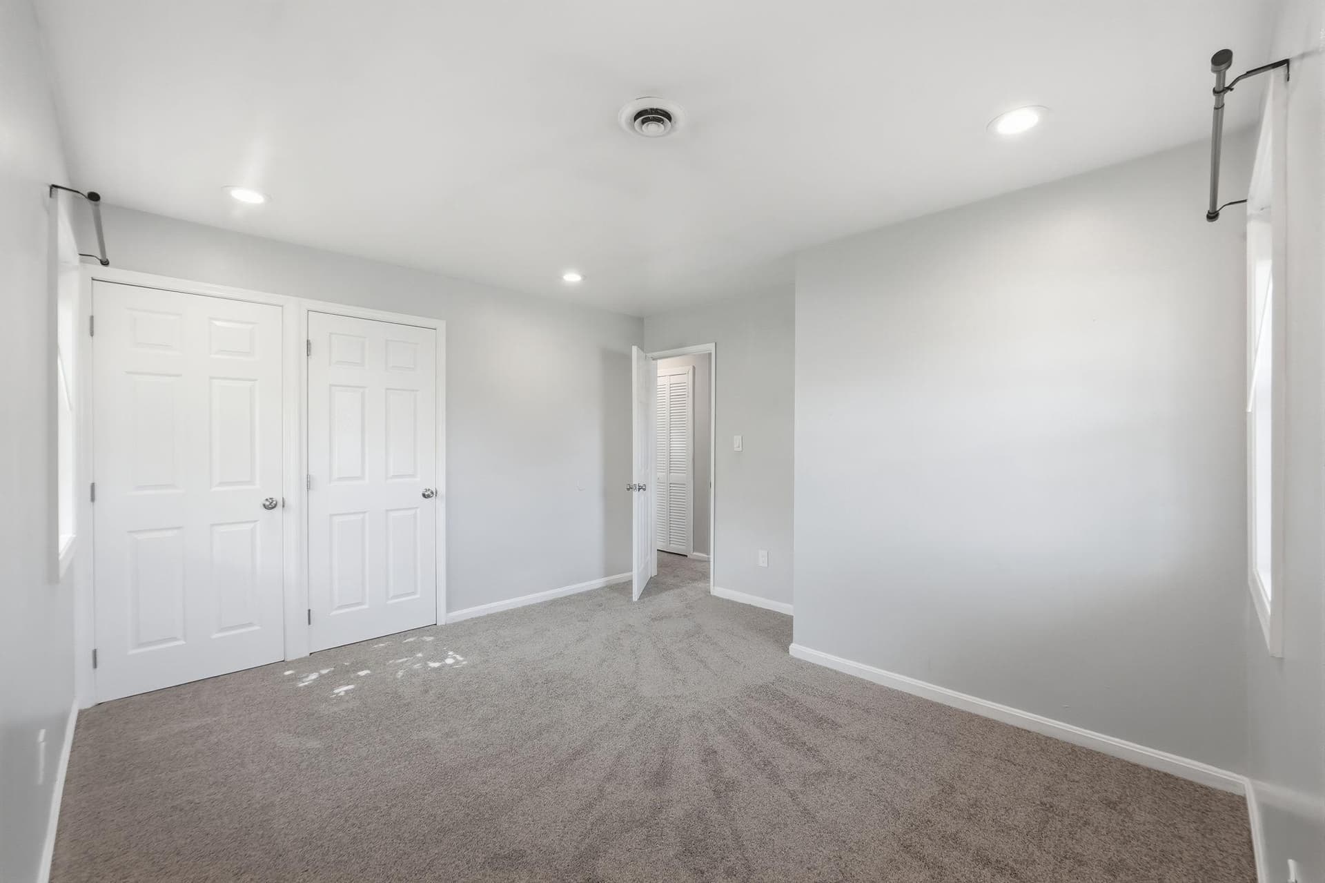 1100 Elkhart Street photo 14