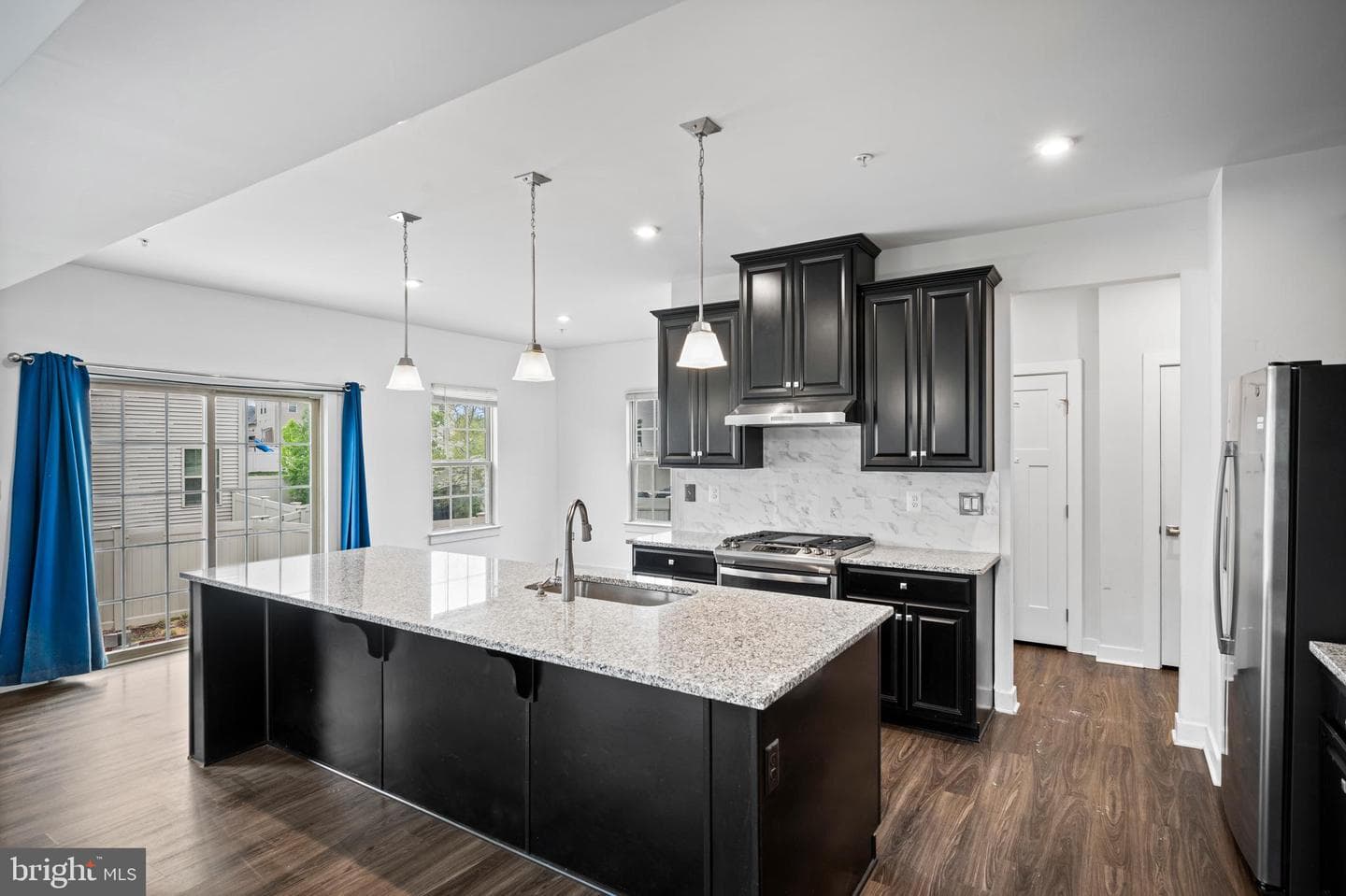 8225 E Branch Drive photo 4
