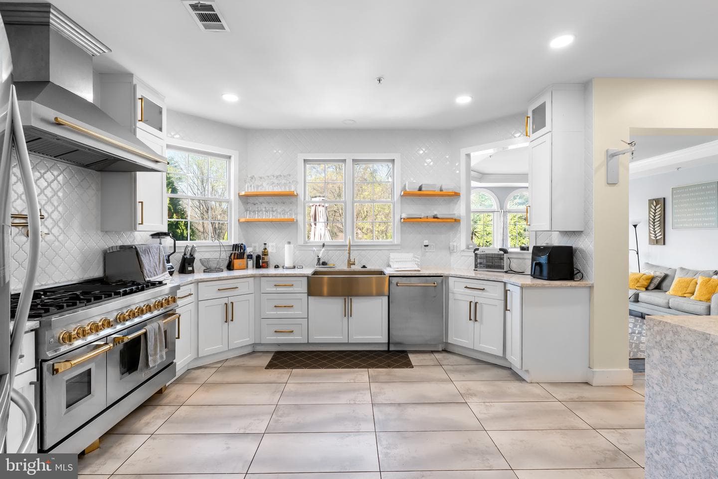 1201 Alicia Drive photo 17