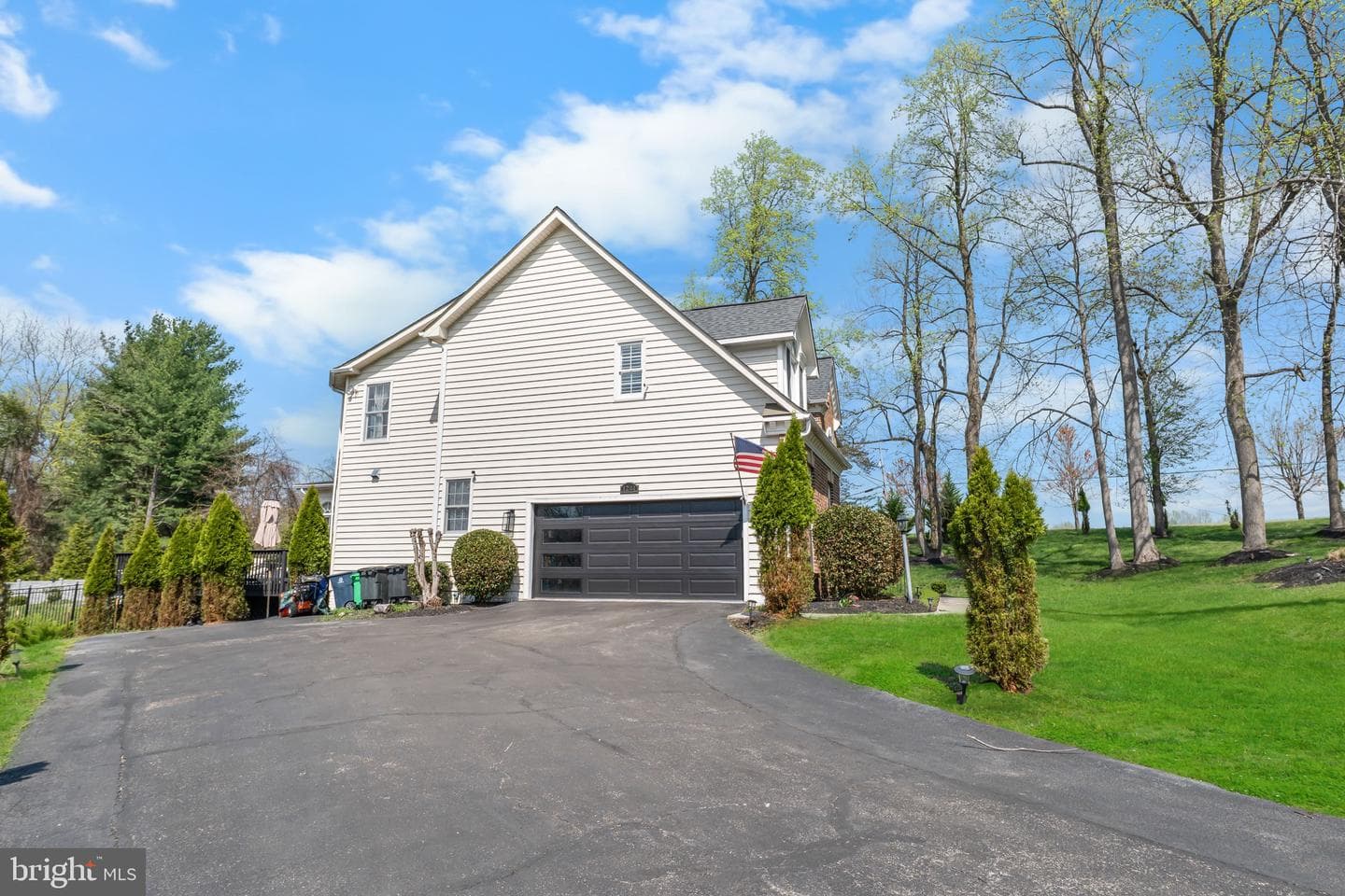 1201 Alicia Drive photo 3