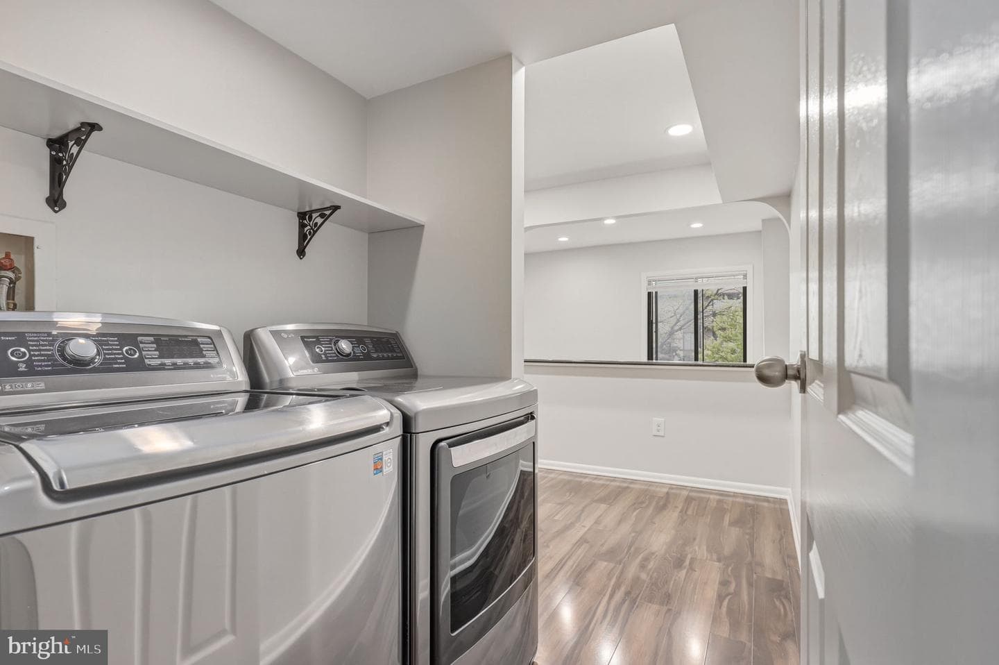 6942 Hanover Parkway #200 photo 15