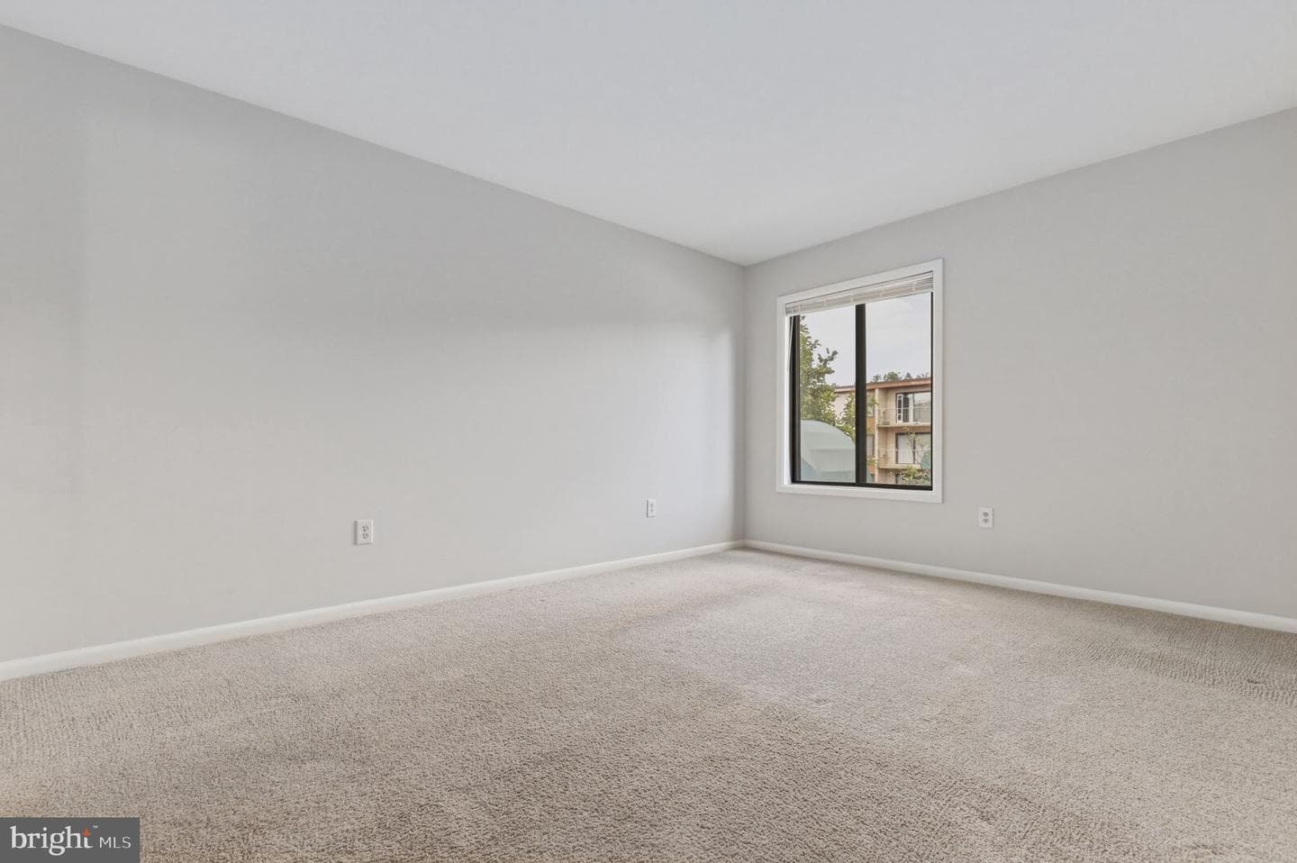 6942 Hanover Parkway #200 photo 22