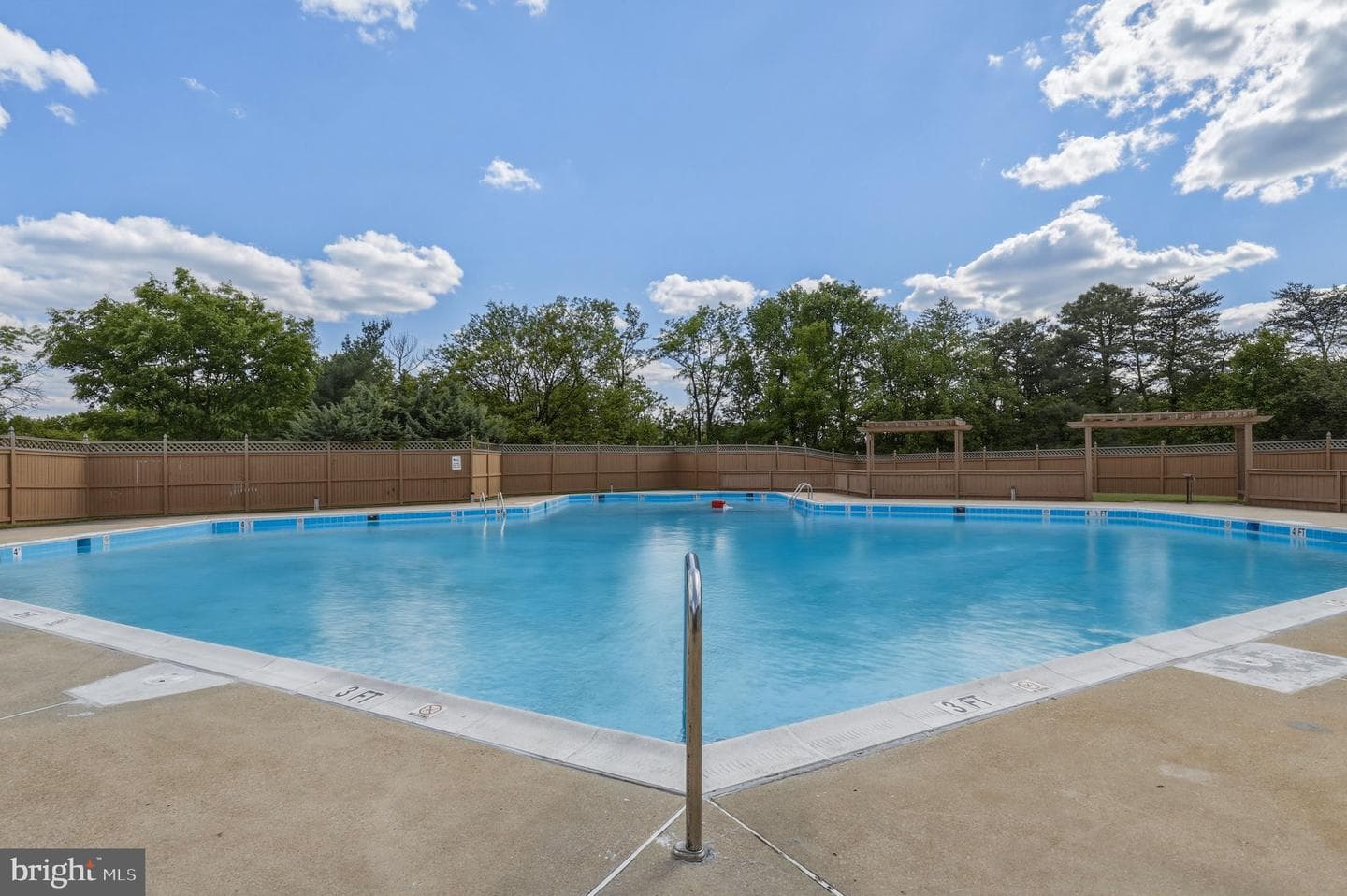6942 Hanover Parkway #200 photo 40