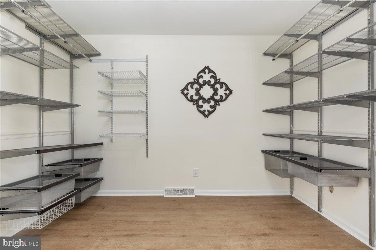 13021 Chalfont Avenue photo 29