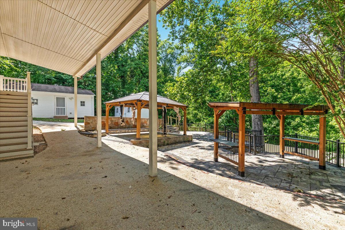 13021 Chalfont Avenue photo 49
