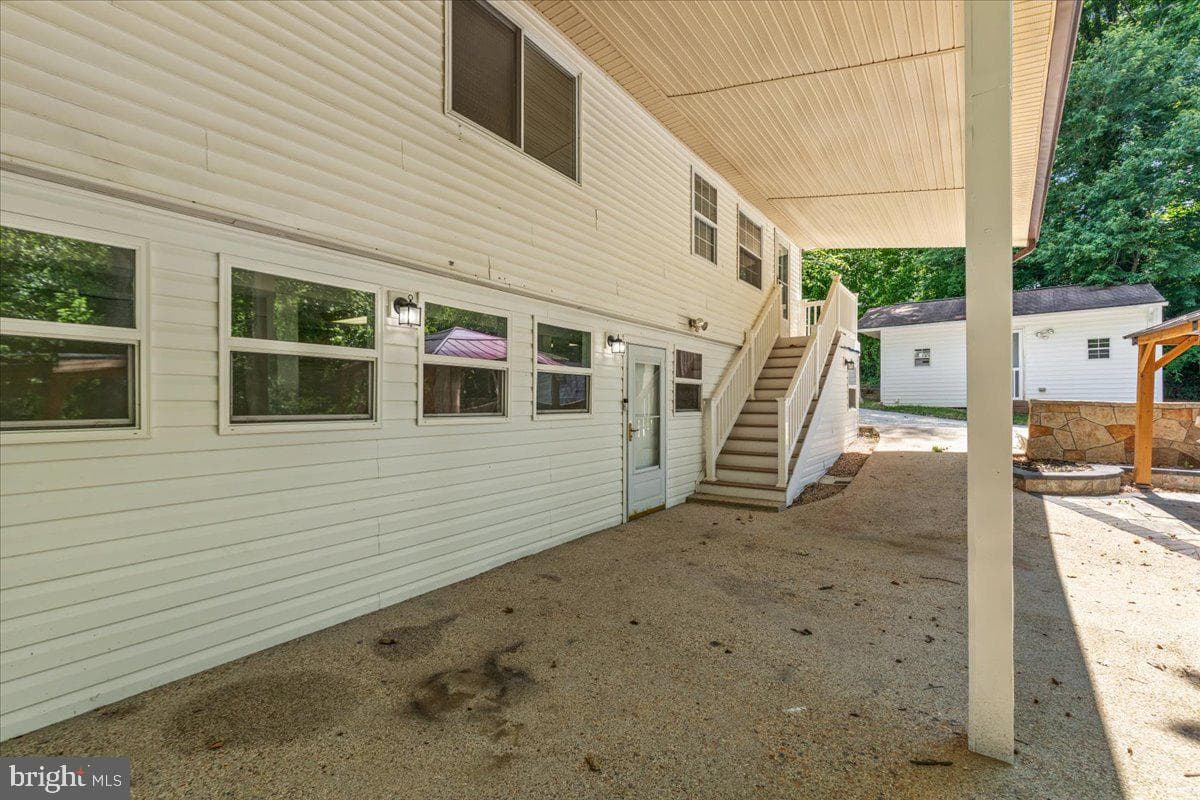 13021 Chalfont Avenue photo 50