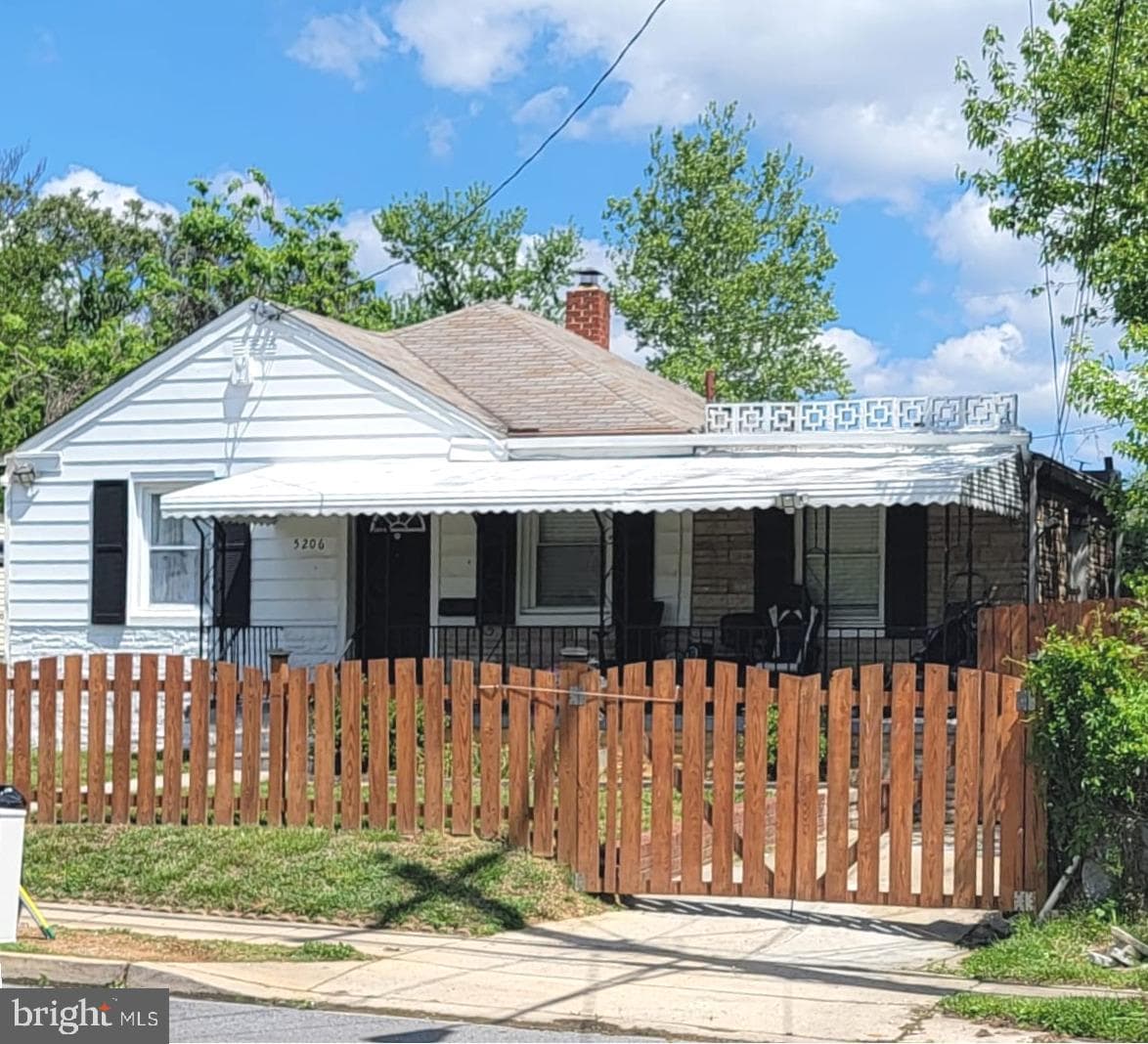 5206 Addison Road photo 2