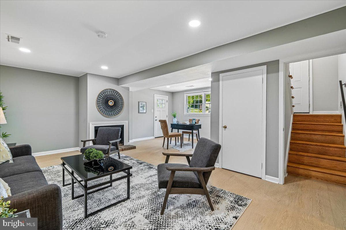 113 Rosewood Drive photo 39