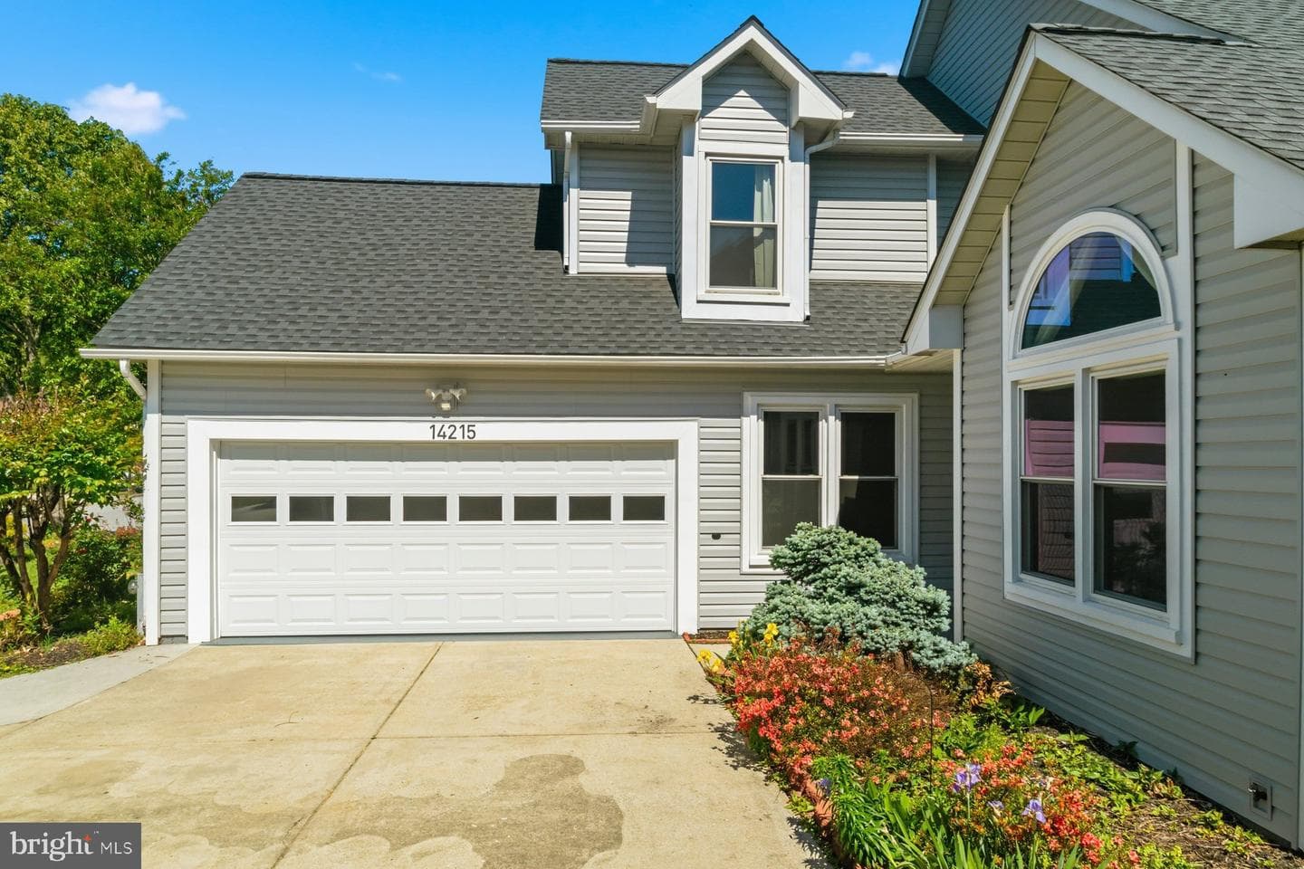 14215 Greenview Drive photo 2