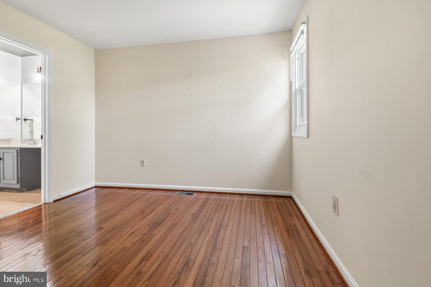 14215 Greenview Drive photo 26