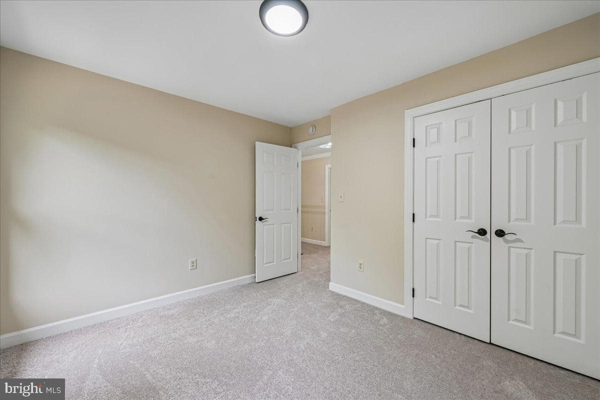 10611 Foxlake Drive photo 14