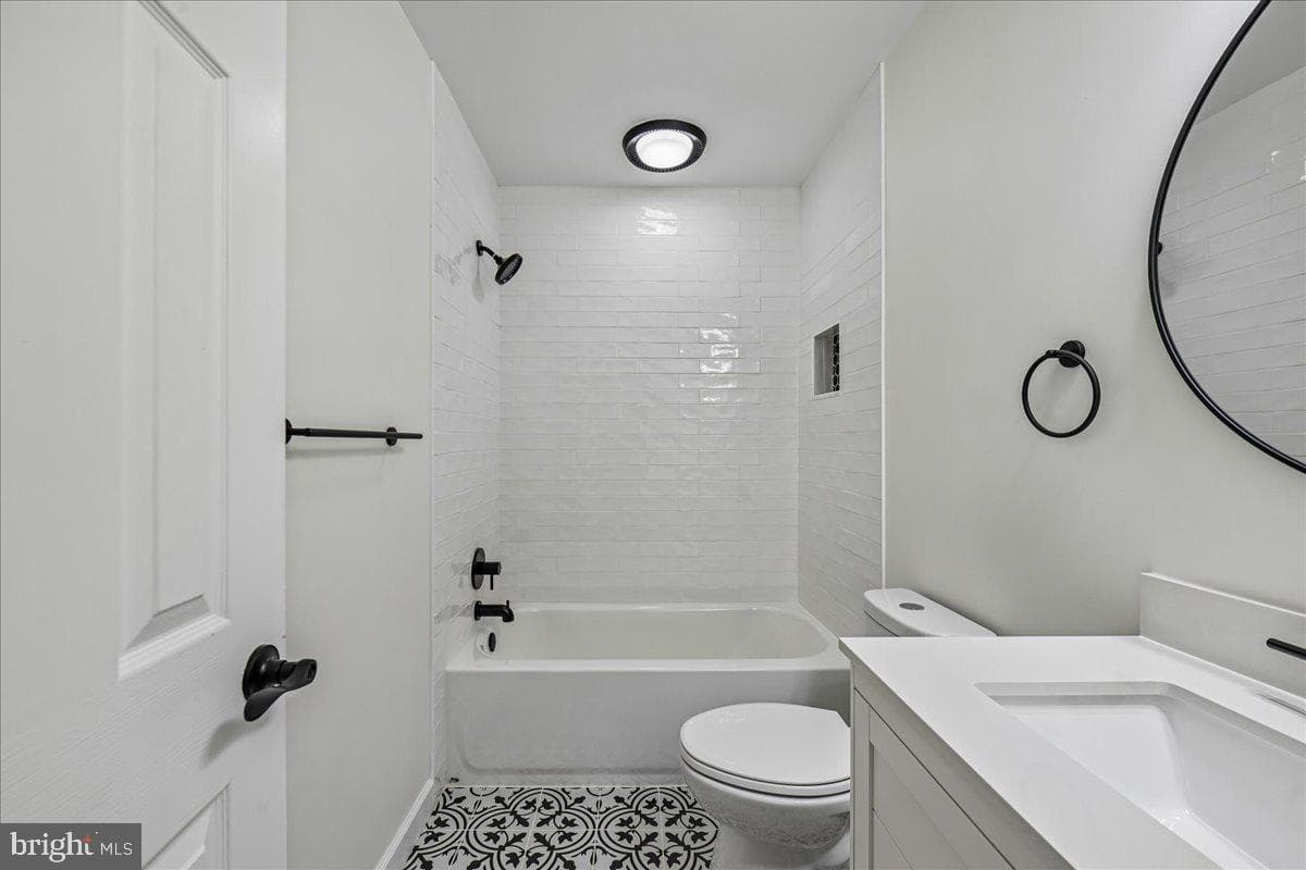 10611 Foxlake Drive photo 16