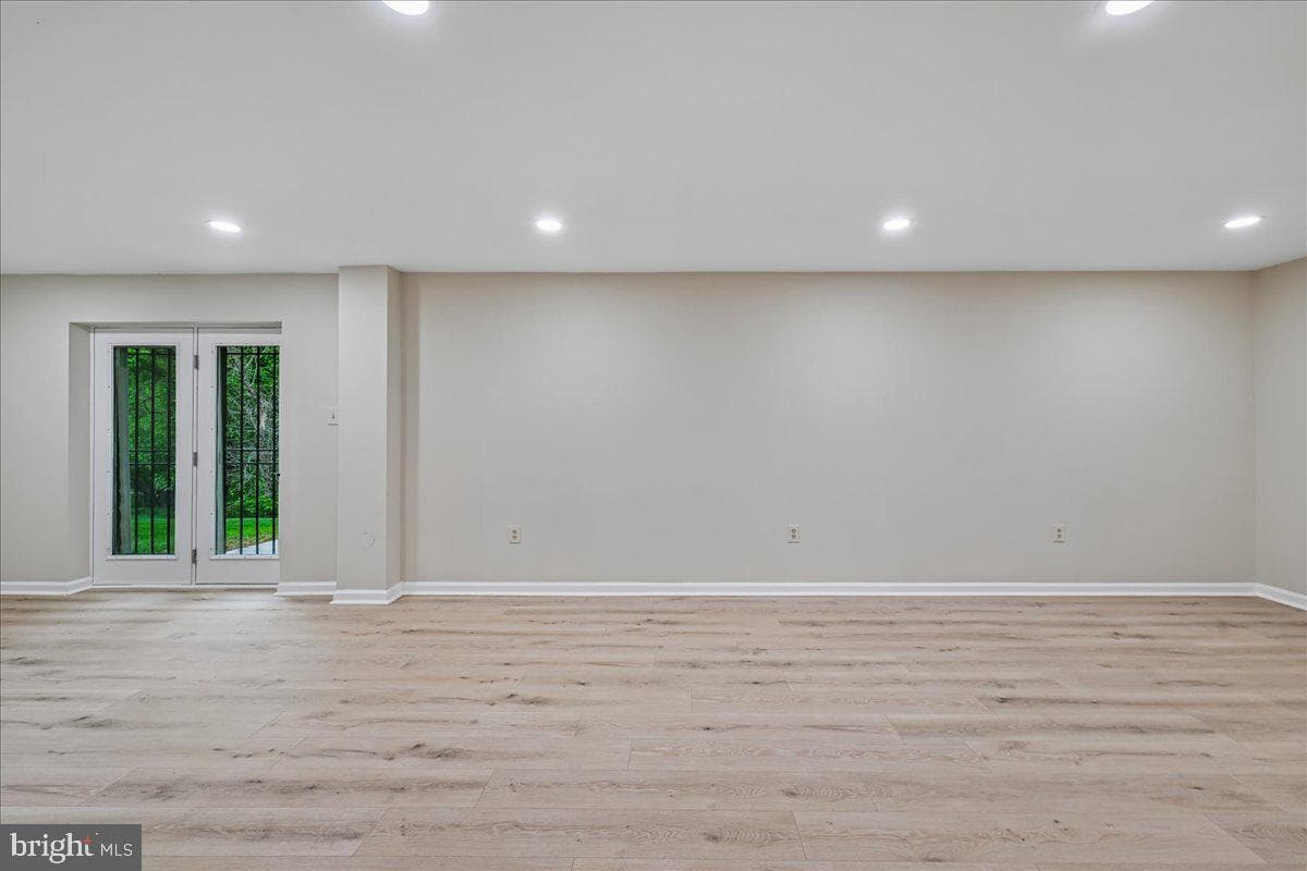 10611 Foxlake Drive photo 24