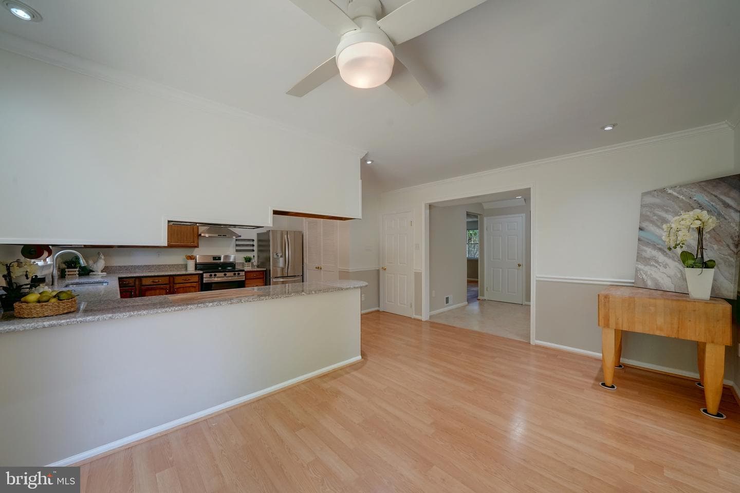 6301 Kaybro Street photo 21
