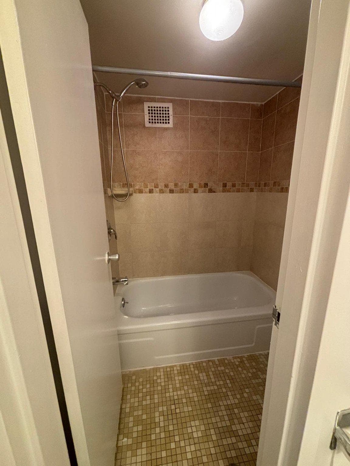 1836 Metzerott Road #1720 photo 22