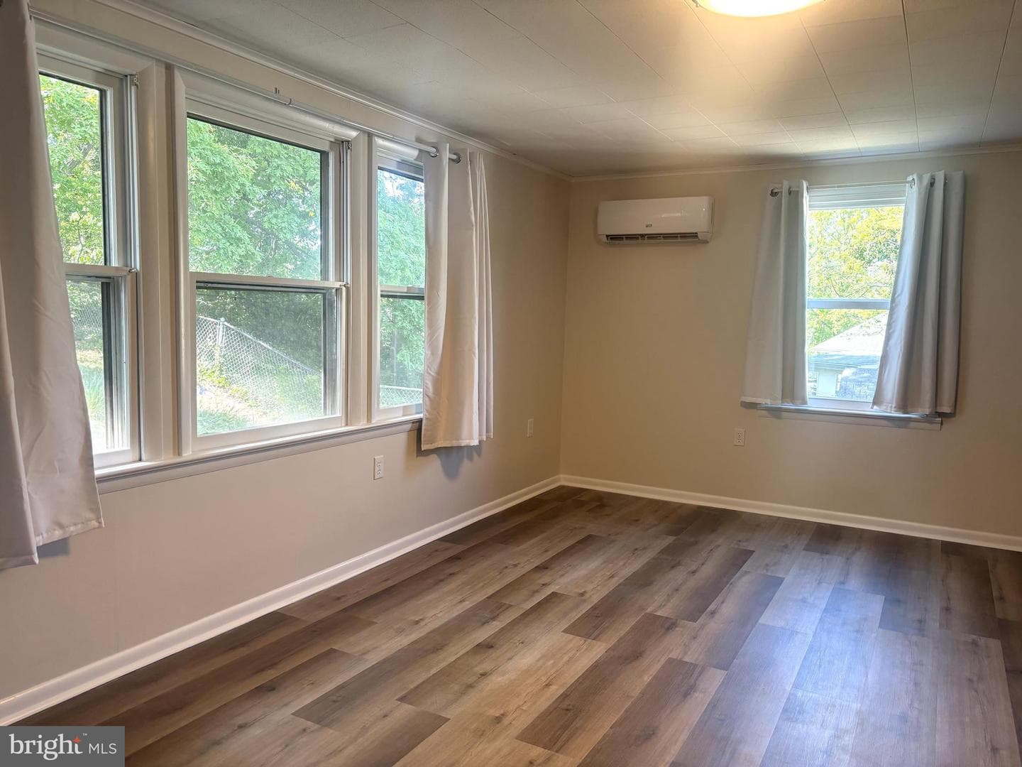 4714 Glenoak Road photo 18