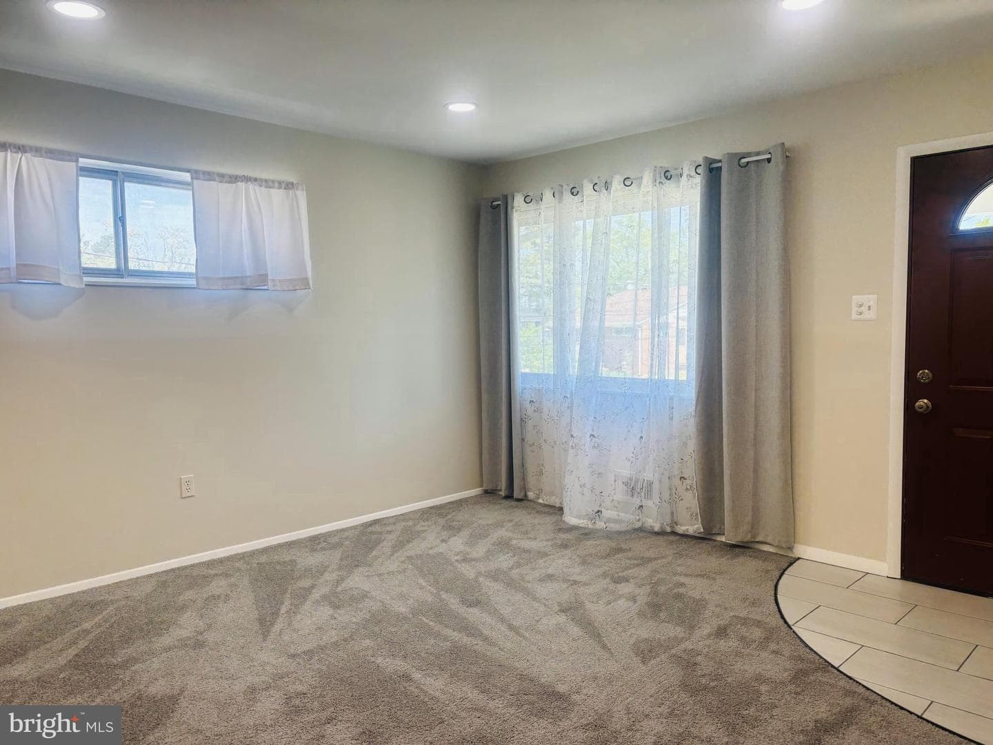 4714 Glenoak Road photo 6