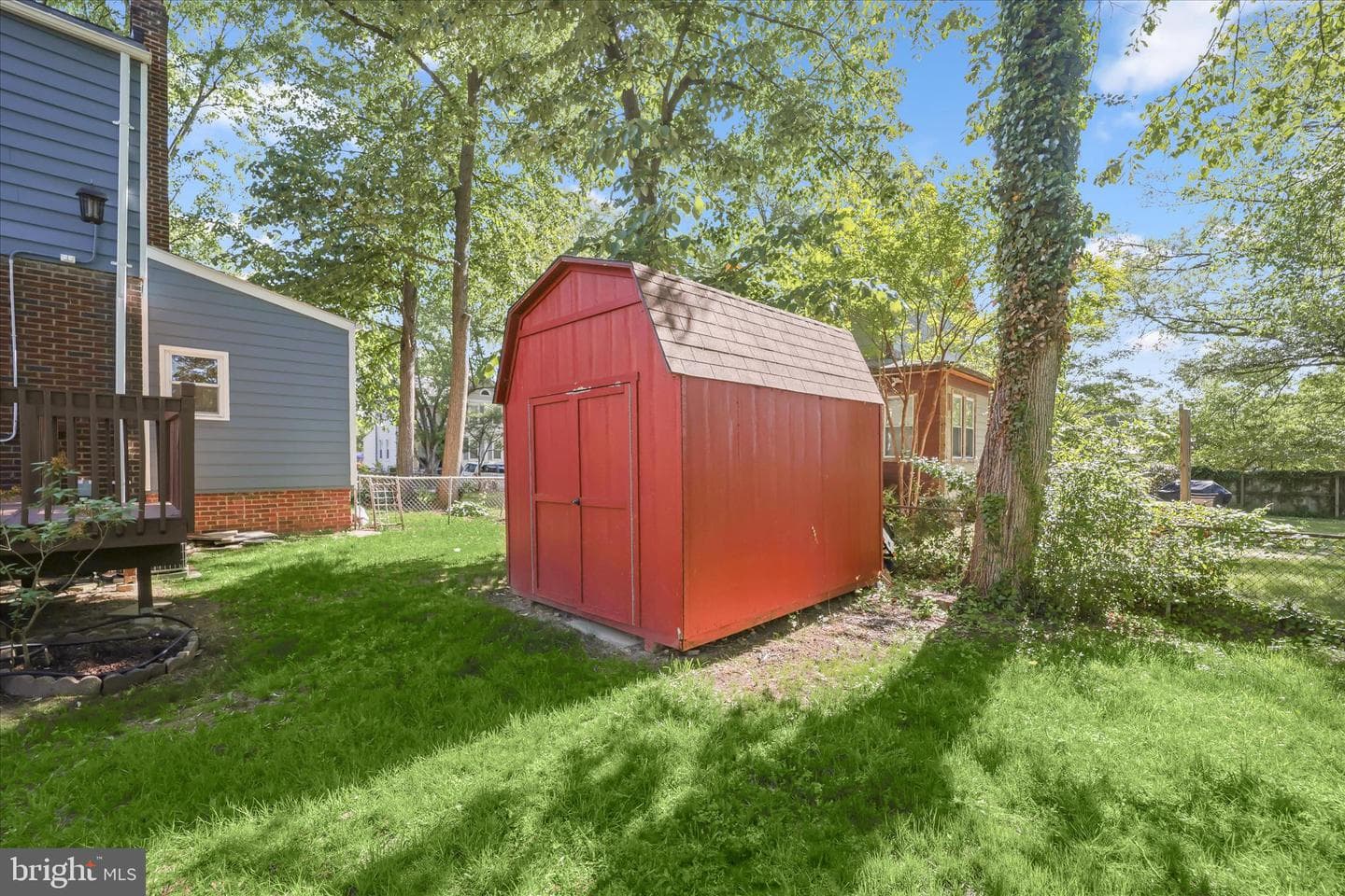 4911 Ravenswood Road photo 33