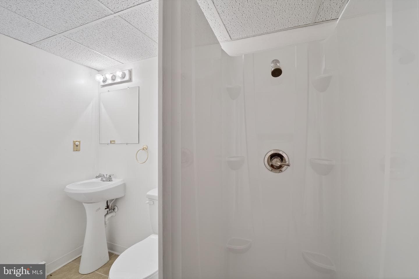 10702 Hollaway Drive photo 17
