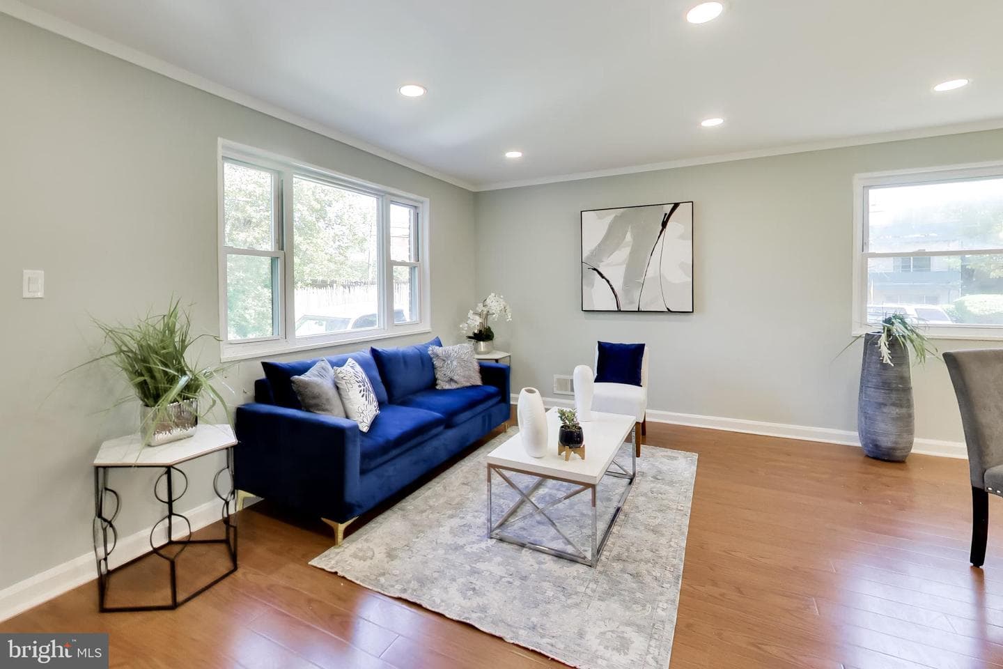 864 Neptune Avenue photo 9