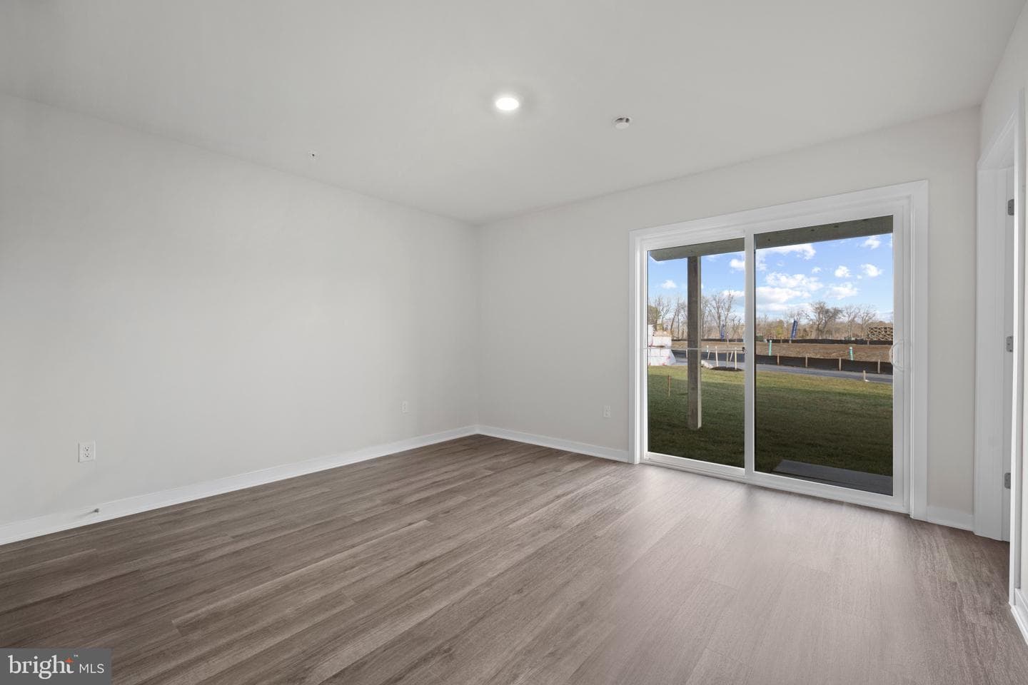 15015 Douglas Fir Lane photo 5