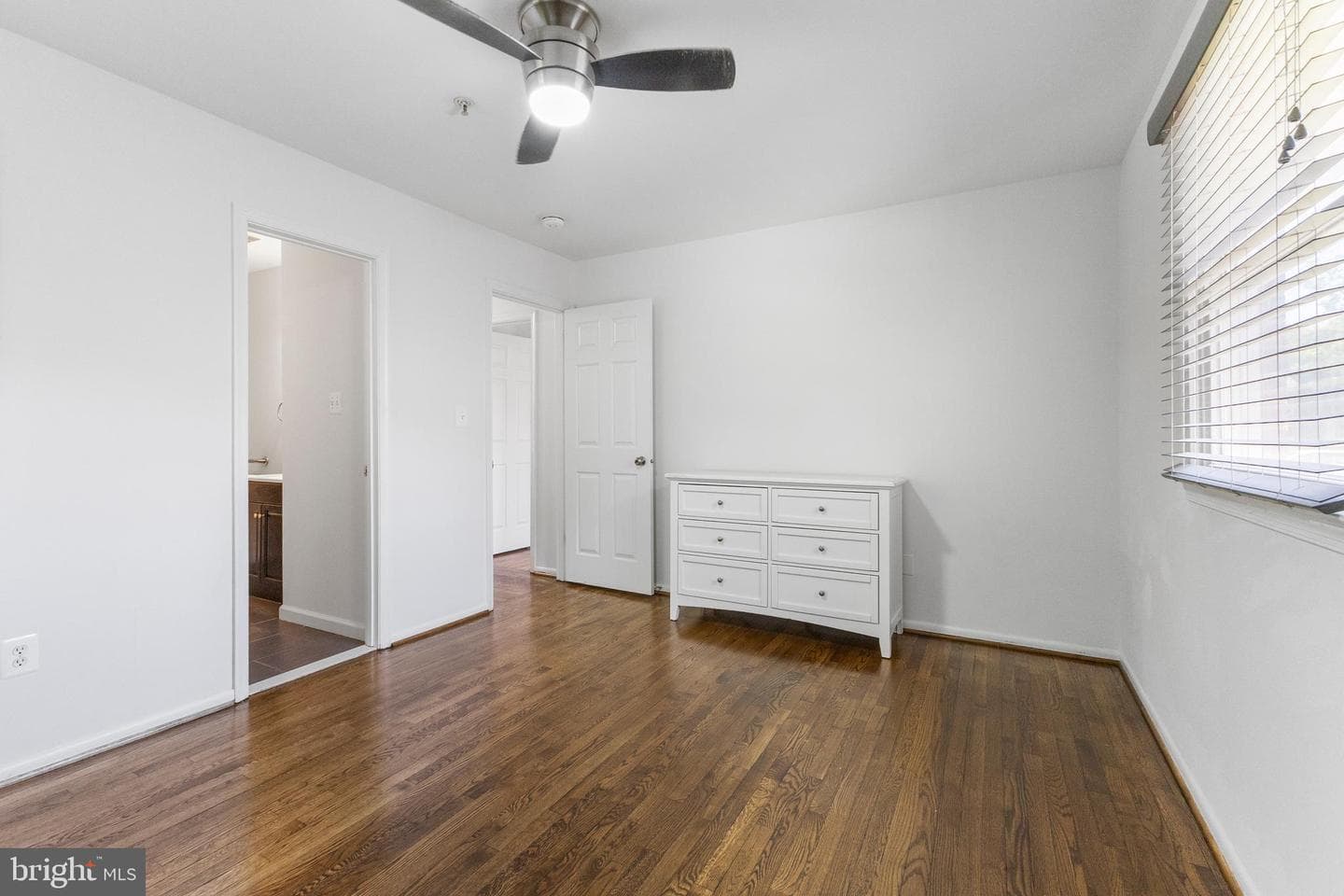 205 Weymouth Street photo 11