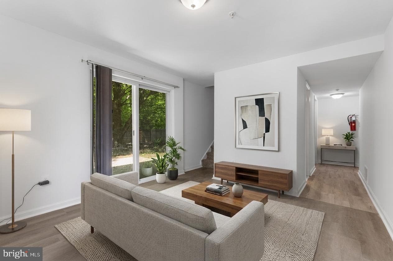 205 Weymouth Street photo 19