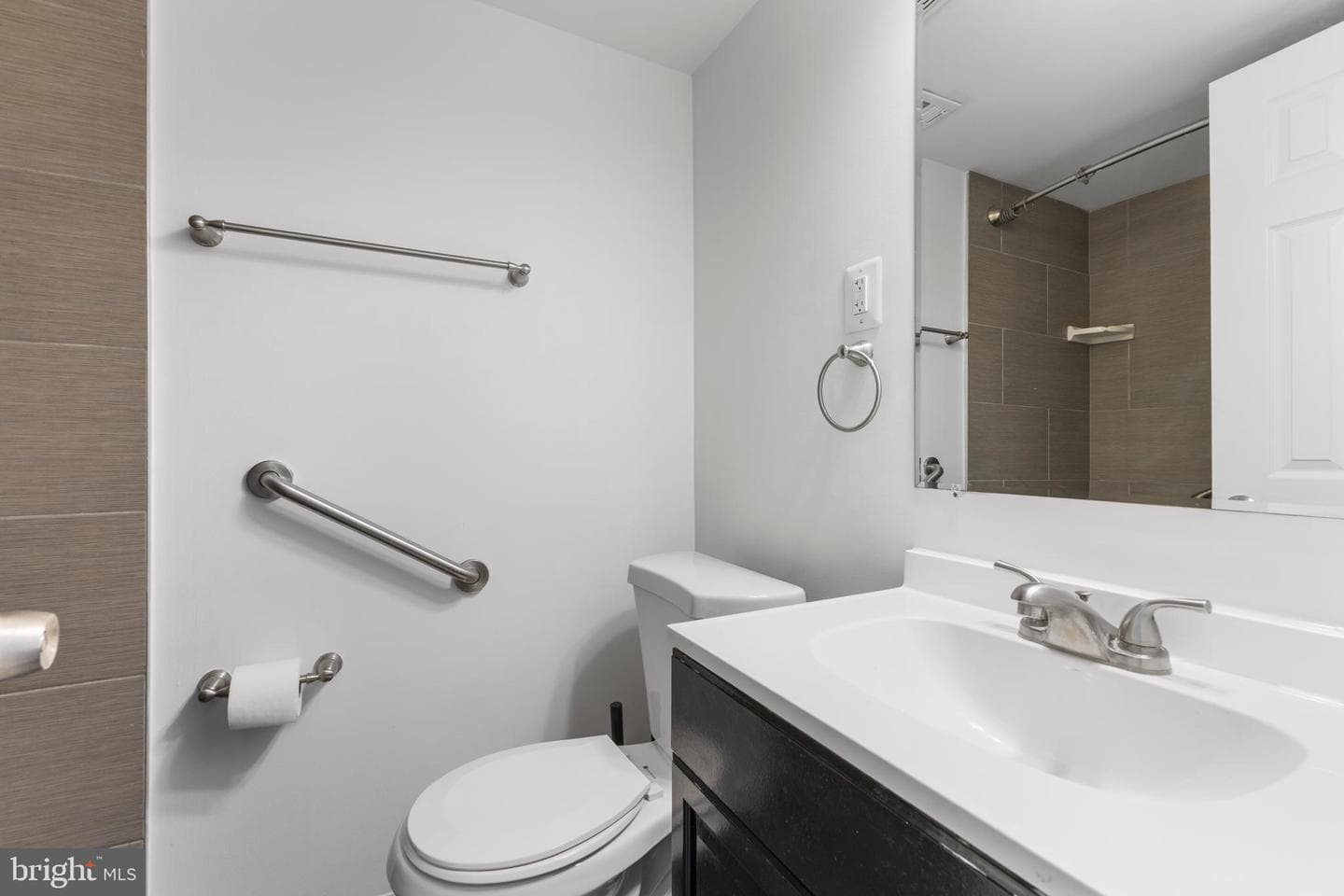 205 Weymouth Street photo 26