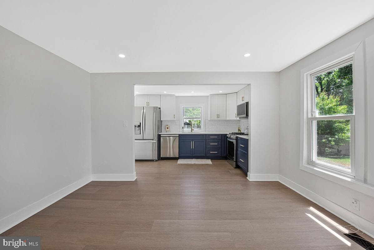 504 Balboa Avenue photo 9
