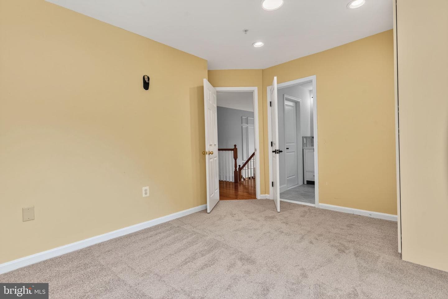 1200 Strausberg Street photo 30